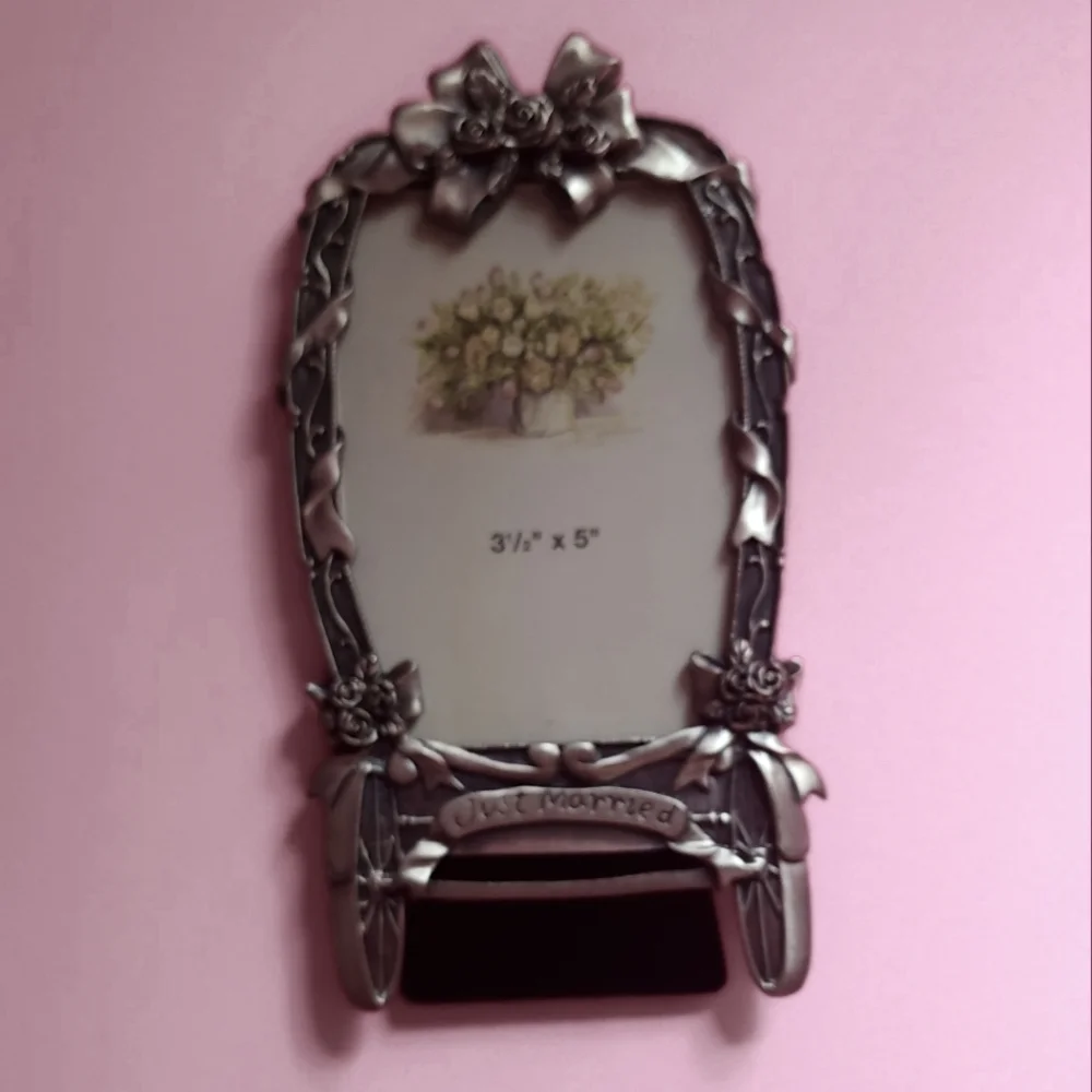 🌟 3 for $15 Deal! 🌟Just married silver color picture frame